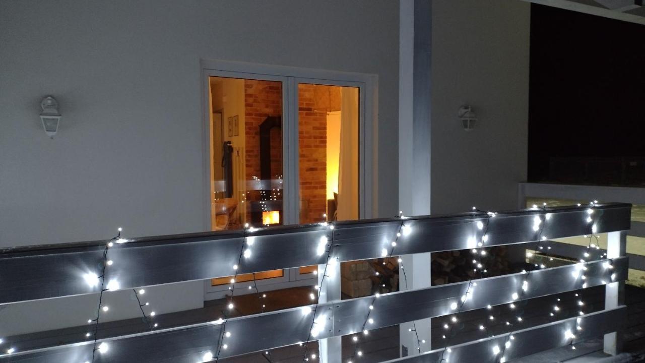 Marina Sasino - Komfortowe Domy Z Sauna I Kominkami Exteriér fotografie
